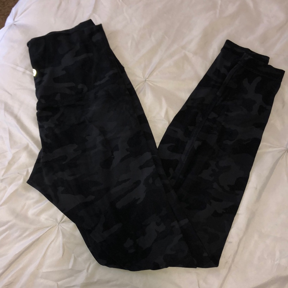 lululemon align incognito camo 28”